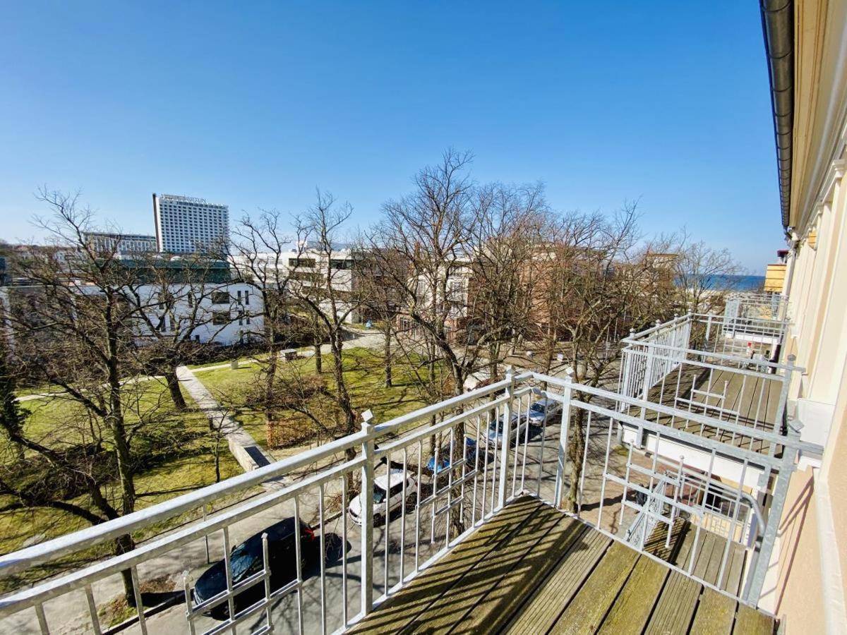 Charlotte, Direkt Am Kurpark Apartamento Rostock Exterior foto